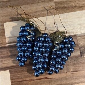 Set of 3 Vintage Grape Clusters Holiday Decor